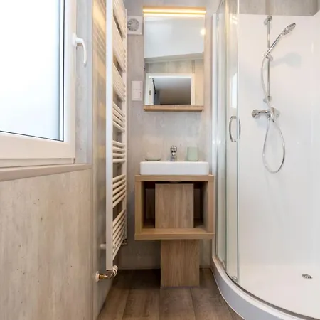 Tinyhaushotel 度假居 3*