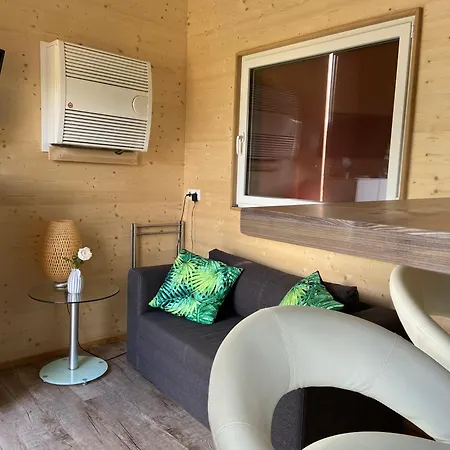 Tinyhaushotel Holiday home Beilngries